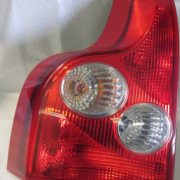 volvo xc90 lower left tail light